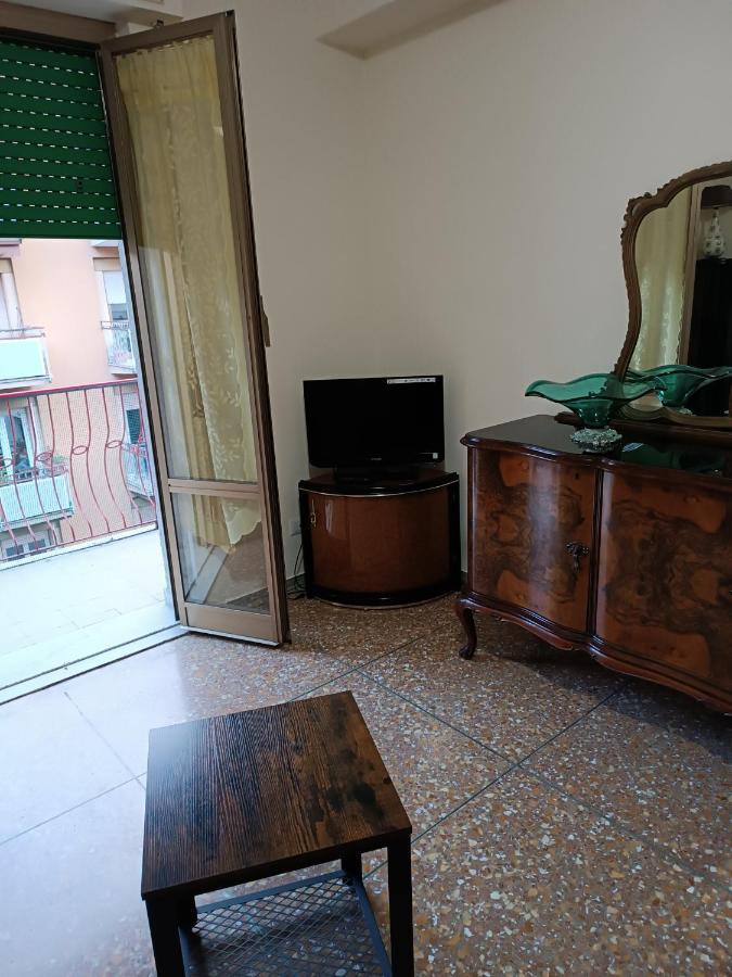 רומא Hortis Apartment, 5 Persone, 2 Camere, Balcone, Metro C E Tram Per Il Centro מראה חיצוני תמונה