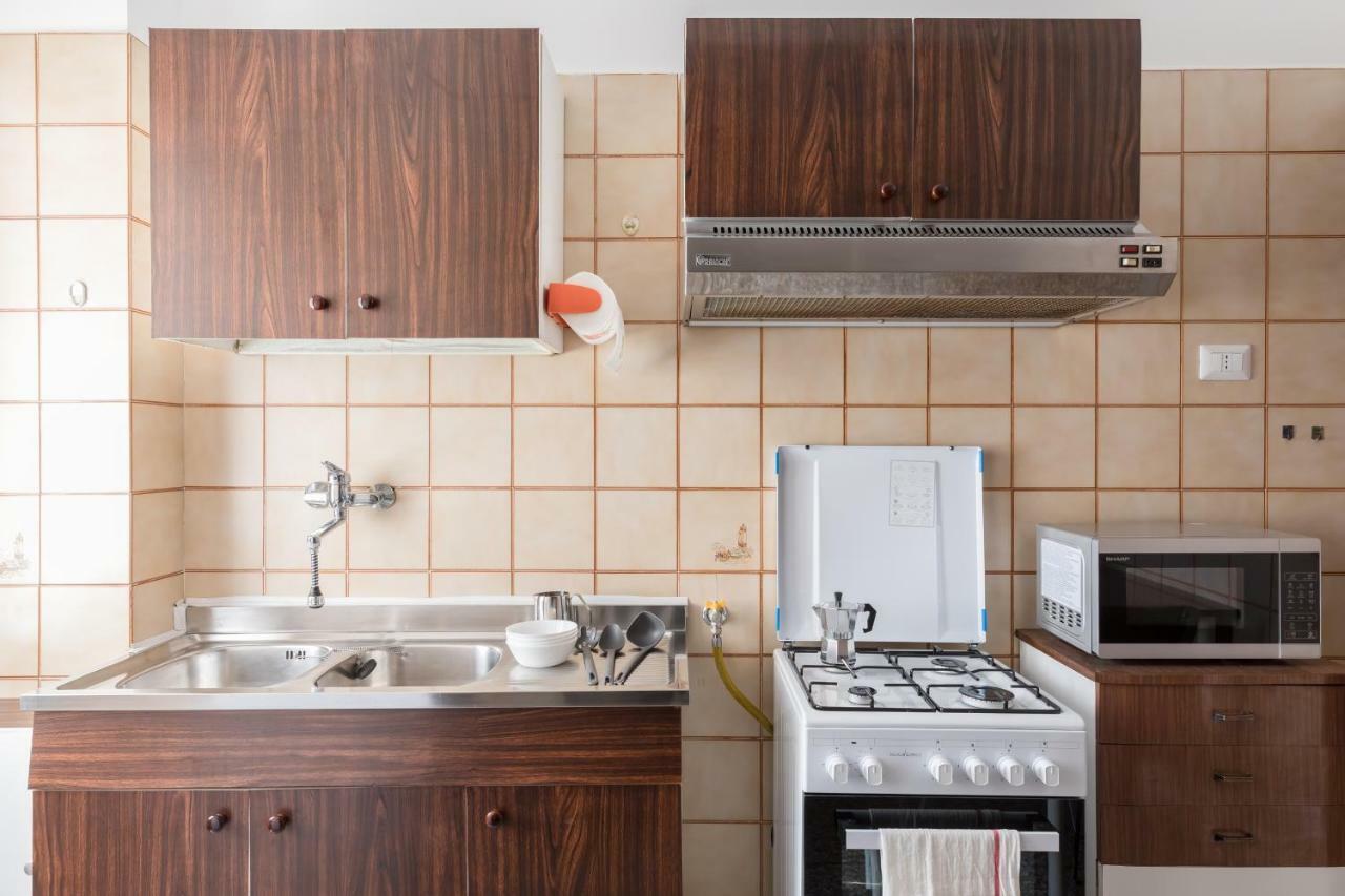 רומא Hortis Apartment, 5 Persone, 2 Camere, Balcone, Metro C E Tram Per Il Centro מראה חיצוני תמונה